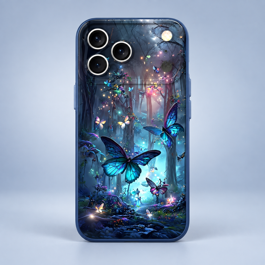 Coque iPhone Forêt Enchantée Papillons Bleus, Design Magique Lumineux